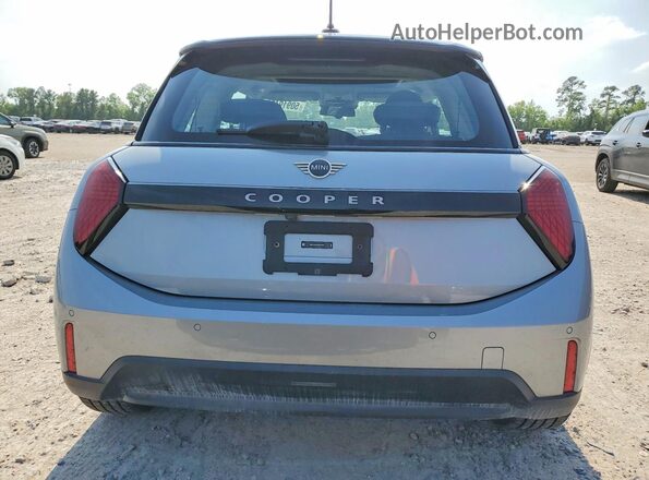 WMW13GD09S2W75039 2025 MINI COOPER Серебряный Вид сзади