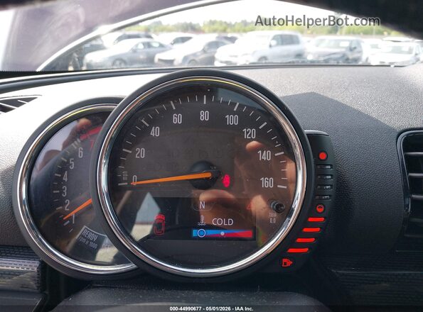 WMWLU5C59H2C45532 2017 MINI CLUBMAN Фиолетовый Вид задних сидений