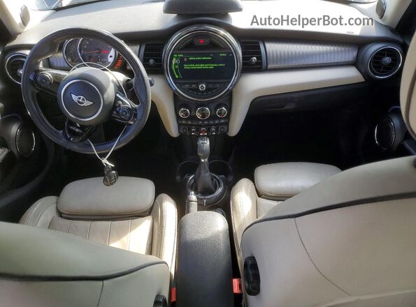 WMWXU3C37H2F48846 2017 MINI COOPER Черный Вид панели приборов