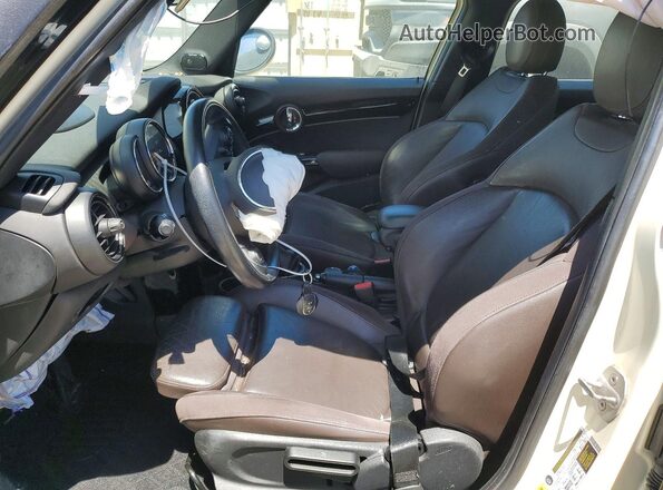 WMWXU3C53G2D29981 2016 MINI COOPER Белый Вид салона спереди