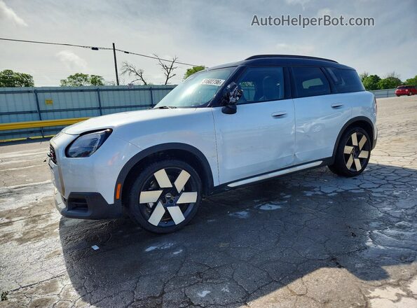 WMZ23GA02S7P75773 2025 MINI COUNTRYMAN Белый Передняя левая четверть
