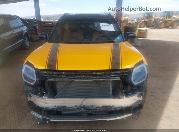 WMZ23GA02S7R17796 2025 MINI COUNTRYMAN Оранжевый Вид задней части салона