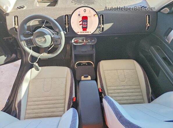 WMZ23GA06S7P71239 2025 MINI COUNTRYMAN Black Առջևի վահանակի տեսք