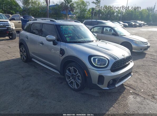 WMZ53BR00R3R60085 2024 MINI COUNTRYMAN Серебряный Передняя правая четверть