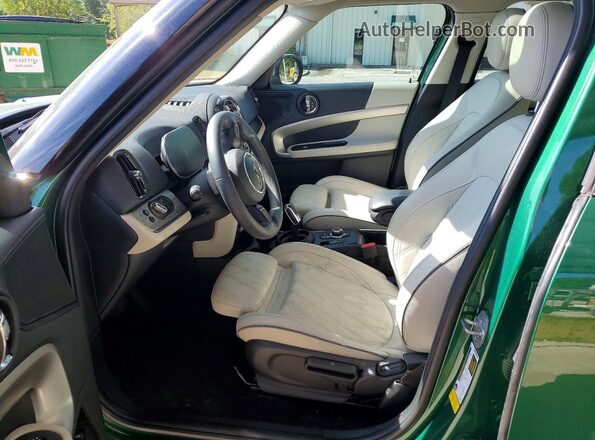 WMZ53BR01P3P79963 2023 MINI COOPER Green Вид салону спереду
