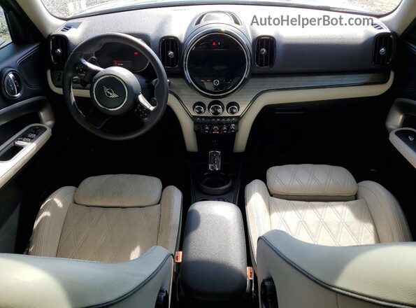 WMZ53BR01P3P79963 2023 MINI COOPER Green Вид панелі приладів
