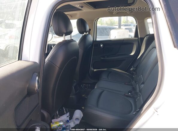 WMZYS7C5XK3F44944 2019 MINI COUNTRYMAN White Widok naklejki z numerem VIN