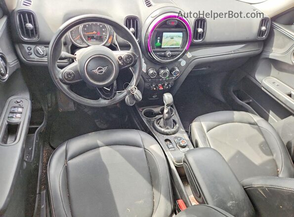 WMZYS7C5XK3F45804 2019 MINI COOPER White Vista del salpicadero