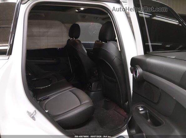 WMZYT3C32J3D99191 2018 MINI COUNTRYMAN Белый Вид наклейки с VIN-кодом