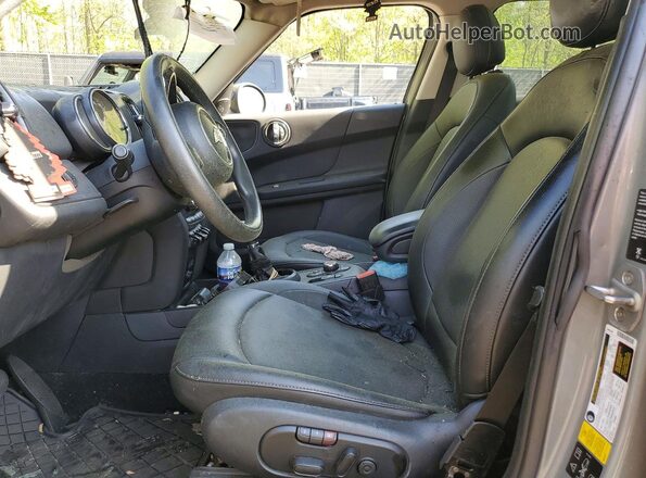 WMZYV5C33J3E04100 2018 MINI COOPER Серый Вид салона спереди