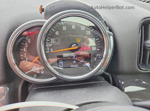 WMZYV5C52K3F58963 2019 MINI COOPER Белый Вид щитка приборов
