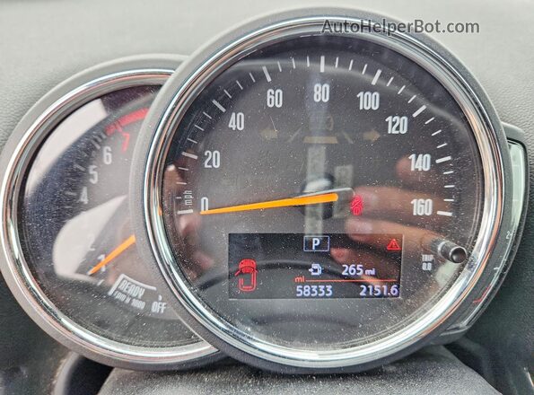 WMZYW5C01L3M28057 2020 MINI COOPER Черный Вид щитка приборов