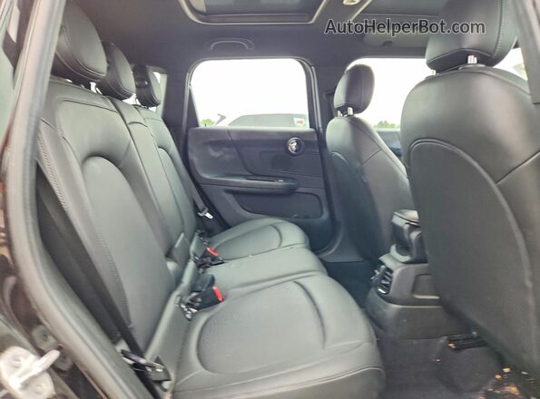 WMZYW5C01L3M28057 2020 MINI COOPER Черный Вид задних сидений
