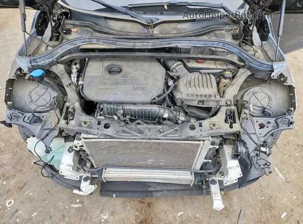 WMZYW5C01L3M28057 2020 MINI COOPER Черный Вид задней части салона