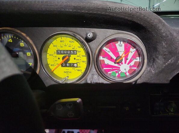 WP0AA2994SS323005 1995 PORSCHE 911 Желтый Вид щитка приборов