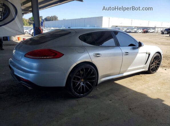 WP0AA2A71GL002129 2016 PORSCHE PANAMERA Серебряный Задняя правая четверть
