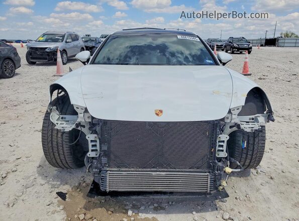 WP0AA2A75JL111975 2018 PORSCHE PANAMERA Белый Вид спереди