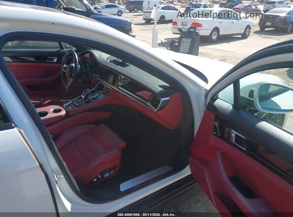 WP0AA2A75LL102826 2020 PORSCHE PANAMERA Белый Вид салона спереди