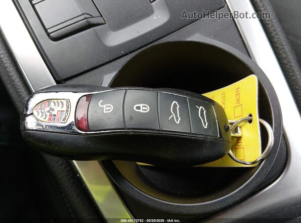 WP0AA2A86HS270870 2017 PORSCHE 718 CAYMAN Gray Vista del salpicadero