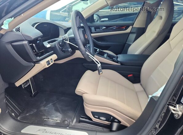 WP0AA2YA3SL010856 2025 PORSCHE PANAMERA Угольный Вид салона спереди