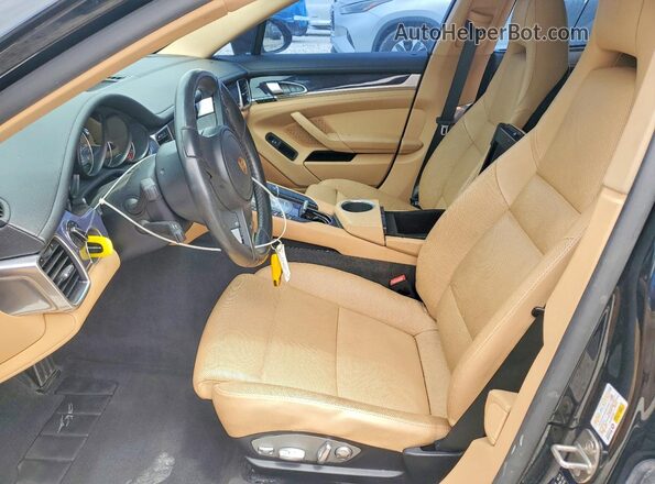 WP0AB2A7XGL050256 2016 PORSCHE PANAMERA Black Widok wnętrza z przodu