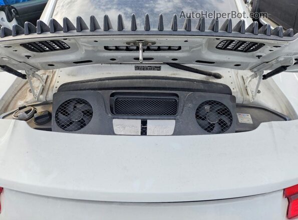 WP0AB2A95HS123655 2017 PORSCHE 911 White Vista interior trasera