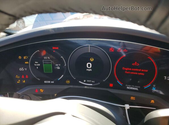 WP0AB2Y12SSA40775 2025 PORSCHE TAYCAN Серебряный Вид щитка приборов
