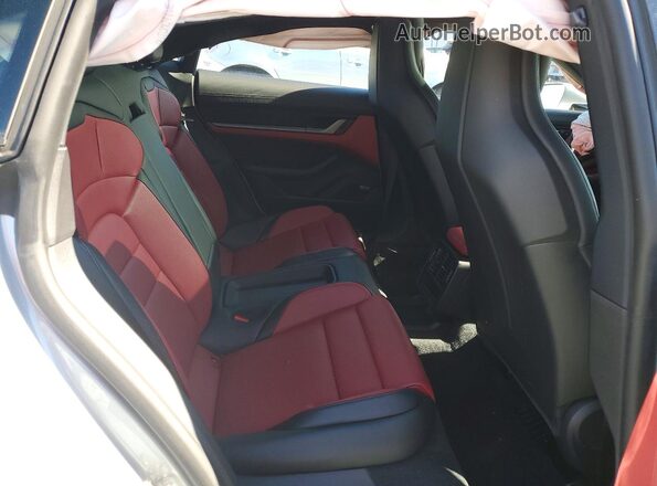 WP0AB2Y12SSA40775 2025 PORSCHE TAYCAN Серебряный Вид задних сидений