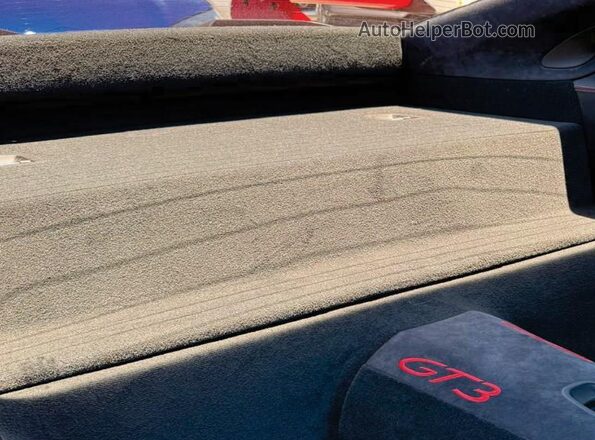 WP0AC2A96JS176061 2018 PORSCHE 911  Widok naklejki z numerem VIN