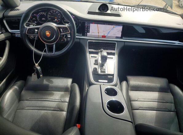 WP0AE2A79LL131010 2020 PORSCHE PANAMERA Черный Вид панели приборов