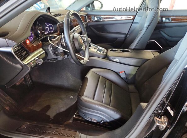 WP0AJ2A71PL103431 2023 PORSCHE PANAMERA Черный Вид салона спереди