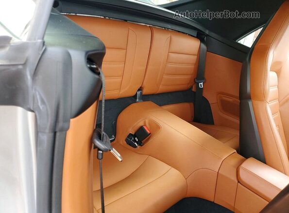 WP0CB2A99SS247332 2025 PORSCHE 911 Silver Widok tylnych siedzeń