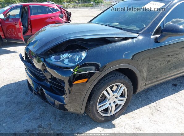 WP1AA2A23GLA02765 2016 PORSCHE CAYENNE Черный Вид спереди
