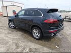 2017 Porsche Cayenne   Blue vin: WP1AA2A28HKA85956