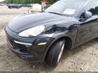 2017 Porsche Cayenne   Blue vin: WP1AA2A28HKA85956