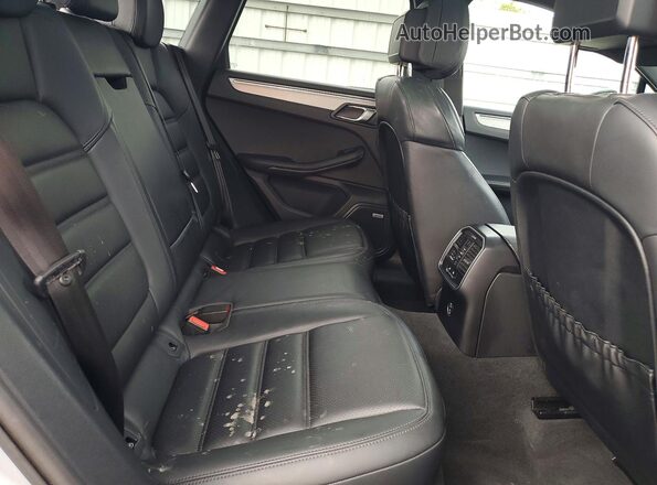 WP1AA2A52PLB04892 2023 PORSCHE MACAN Silver Вид задньої частини салону