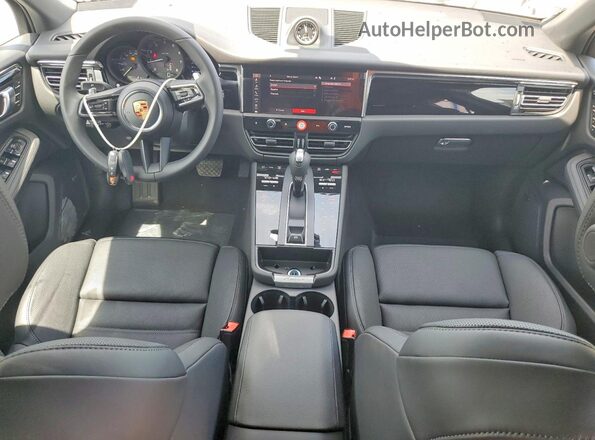 WP1AA2A52TLB08239 2026 PORSCHE MACAN Синий Вид панели приборов