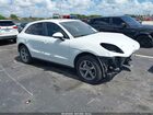 2019 Porsche Macan   White vin: WP1AA2A54KLB00545