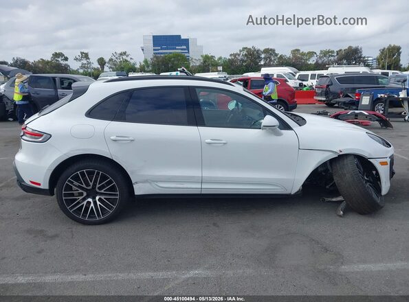 WP1AA2A57SLB04590 2025 PORSCHE MACAN Белый Вид задней части салона