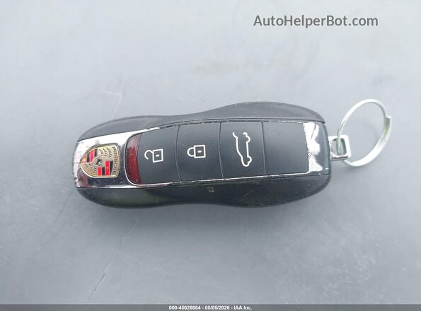 WP1AA2A58KLB04212 2019 PORSCHE MACAN Синий Вид панели приборов