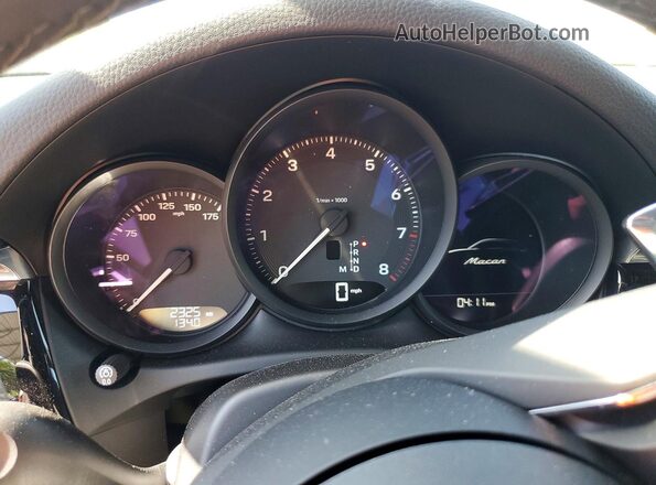 WP1AA2A58TLB05202 2026 PORSCHE MACAN Charcoal Instrument cluster view