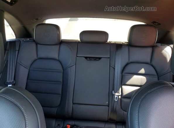 WP1AA2A58TLB05202 2026 PORSCHE MACAN Charcoal Rear seats view