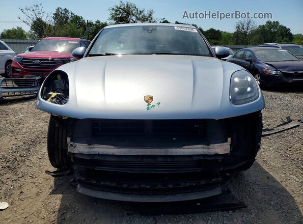 WP1AA2A59LLB01109 2020 PORSCHE MACAN Серебряный Вид спереди