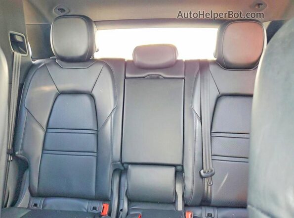 WP1AA2AY0KDA03606 2019 PORSCHE CAYENNE Черный Вид задних сидений
