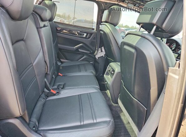 WP1AA2AY0NDA02461 2022 PORSCHE CAYENNE Черный Вид задних сидений