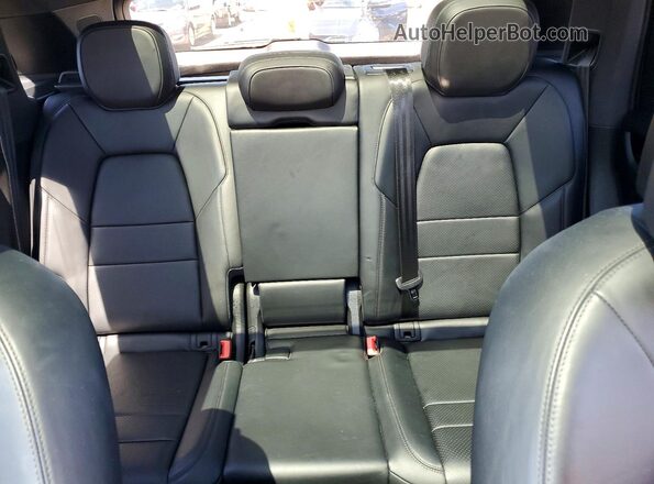WP1AA2AY1KDA18163 2019 PORSCHE CAYENNE Черный Вид задних сидений