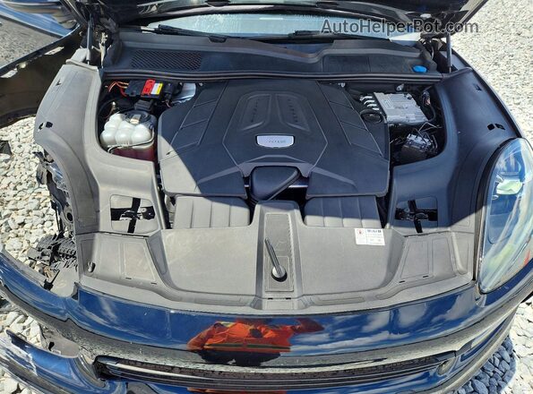 WP1AA2AY2LDA01809 2020 PORSCHE CAYENNE Black Widok komory silnika