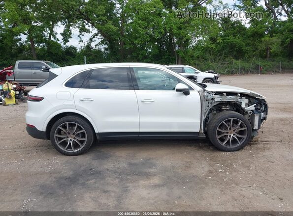 WP1AA2AY2LDA08484 2020 PORSCHE CAYENNE Белый Вид задней части салона