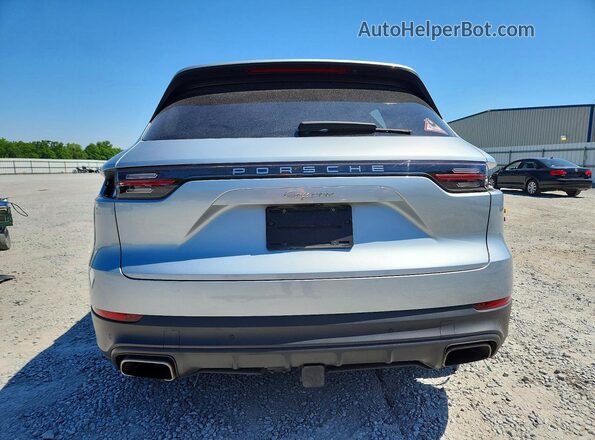 WP1AA2AY2MDA00869 2021 PORSCHE CAYENNE Серебряный Вид сзади