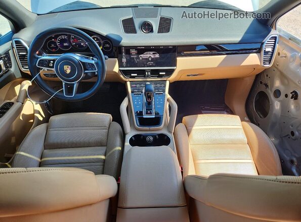 WP1AA2AY2MDA00869 2021 PORSCHE CAYENNE Серебряный Вид панели приборов